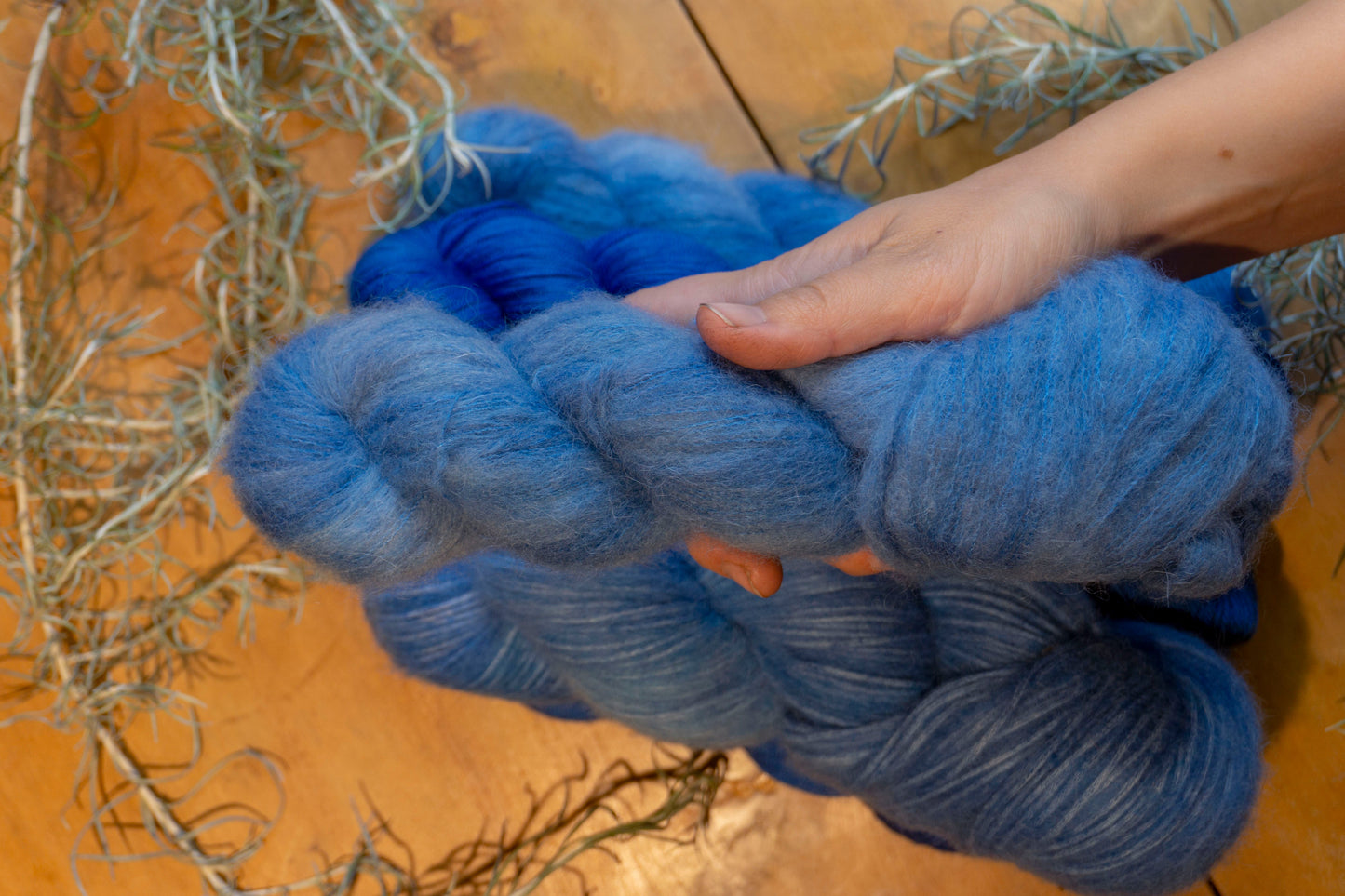 Blue means glue - Cash Fluff