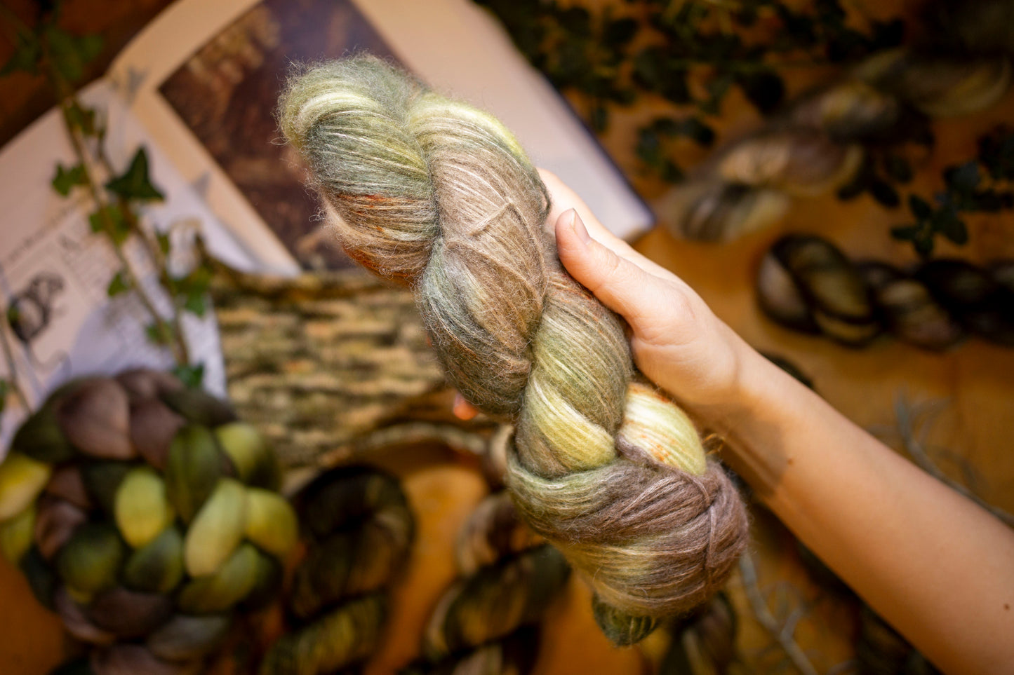 Is there a giant at the door? - Alpaca Cotton Air