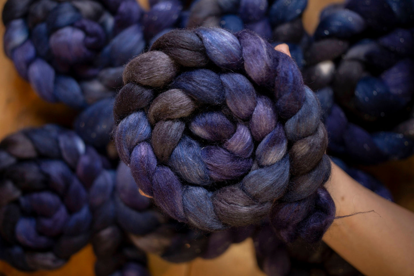 Ravens coming home - Silky Gotland/Polwarth Fibre