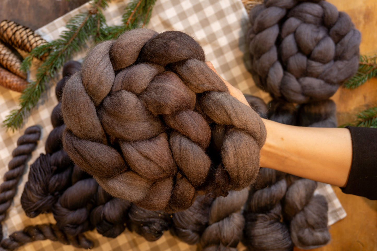 Mother Owl - Polwarth Fibre