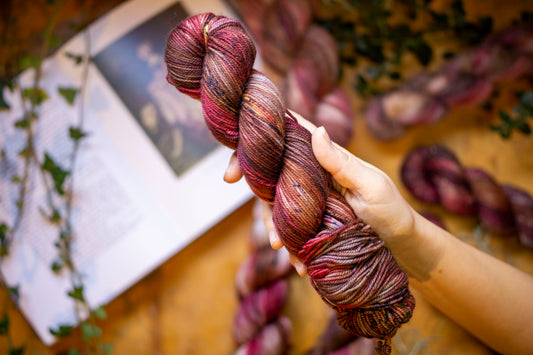 Griffin over red sea - SW Merino DK