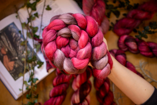 Little red velvet cloak - Polwarth Fibre