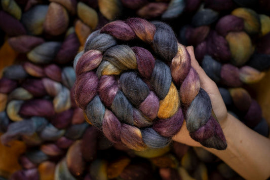 Beware of Crimson Peak - Silky Gotland/Polwarth Fibre