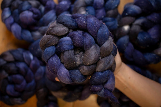 Ravens coming home - Sparkle Polwarth Fibre